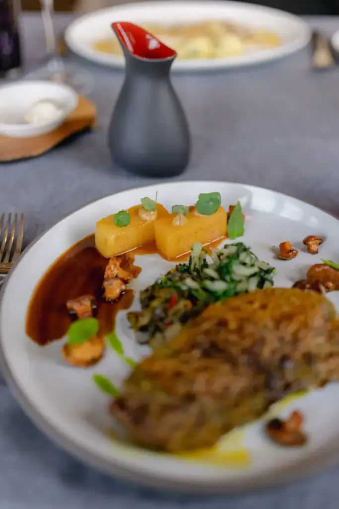 Duck, roast potatoes