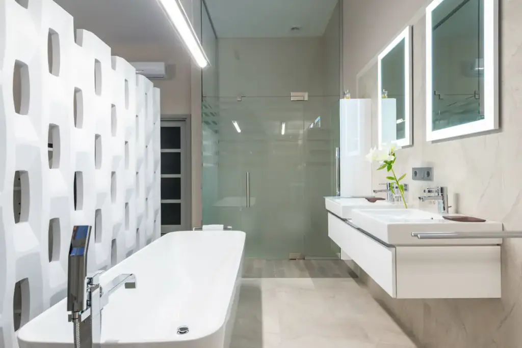 Glass shower
