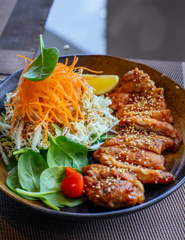 Salad with grilled chicken