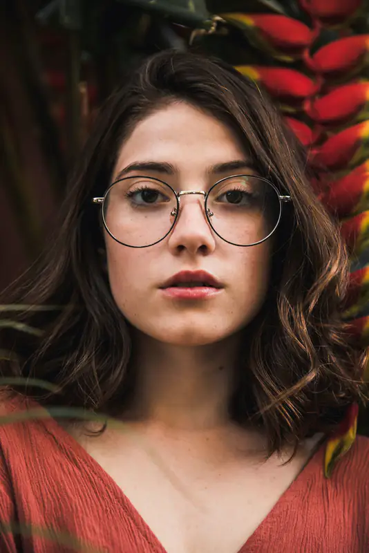 Woman with round glasses